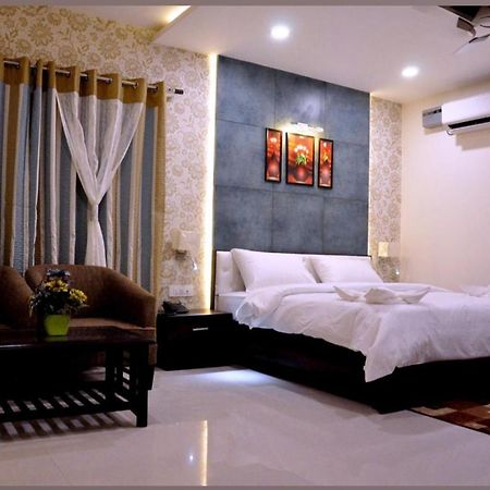 Hotel Bellevue , Gwalior Buitenkant foto
